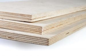 Madera contrachapada. Características, tipos y usos de los tableros contrachapados Tres tableros de madera contrachapada