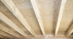 Cómo construir un porche de madera, consideraciones esenciales Techo nuevo fabricado en melamina
